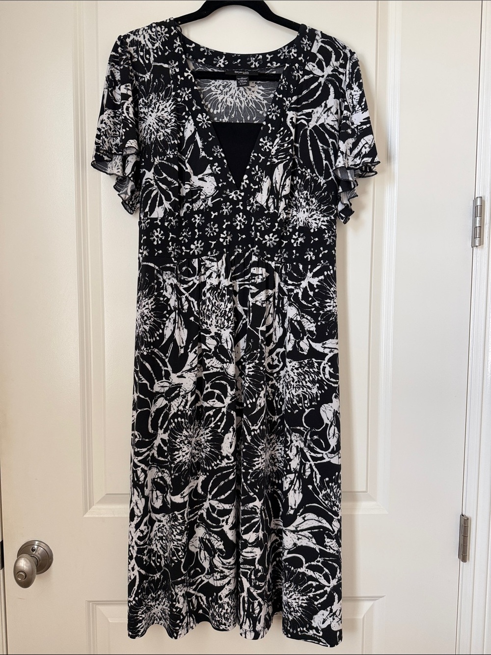 Style & Co. Black and White Floral Midi Dress